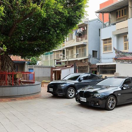 טאינאן 赤樓古巷民宿 6-12人可包棟 מראה חיצוני תמונה